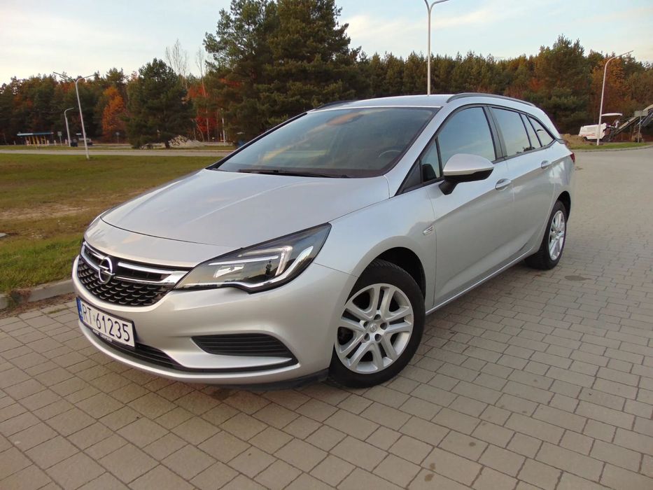 Opel Astra bogate wyposażenie, Bezwypadkowy, Zadbany jak Nowy, Niski przebieg