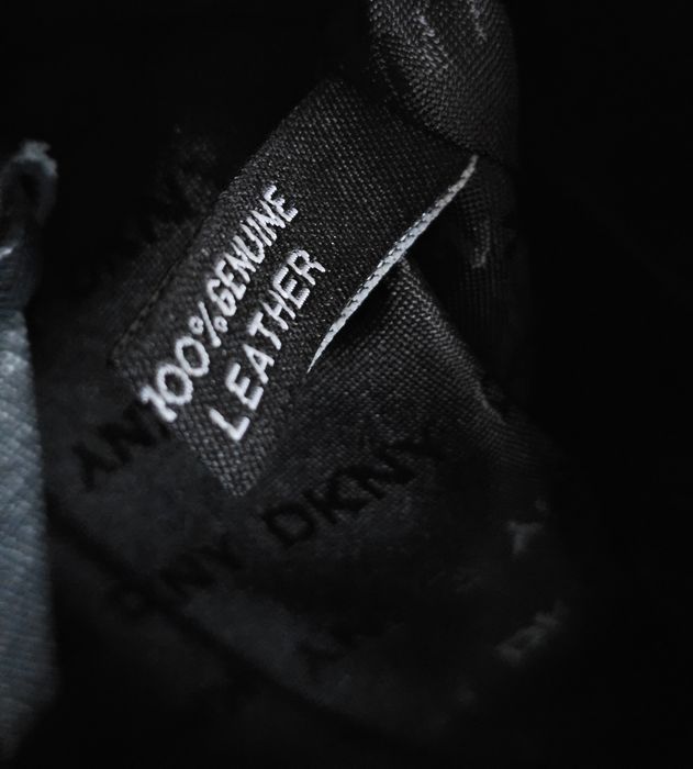 Torebka dkny na ramię DKNY Bryant Park ze skóry saffiano torba