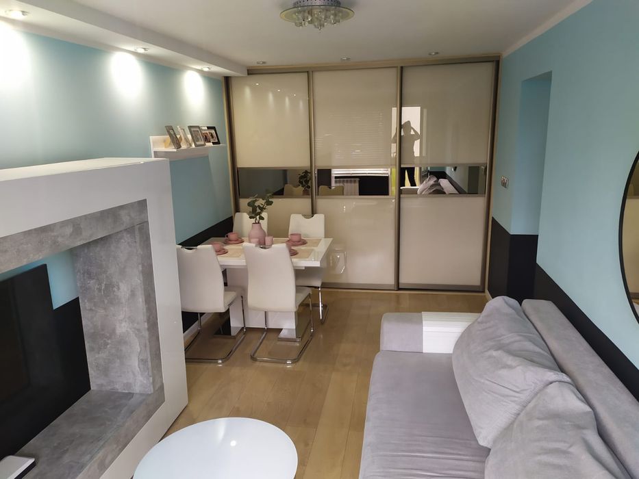 Przytulne 2-pokojowe mieszkanie z balkonem w Knurowie.