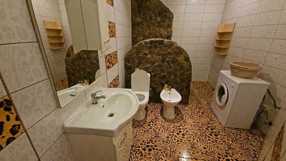 Продажа 2 этажного дома с верандой и участком на 41.5 сотки, 103 кв. м