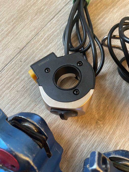 Лот для самокату та вело