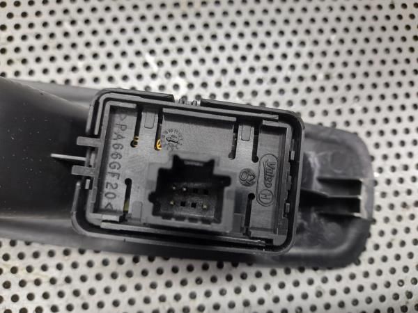 Comando / botão / interruptor vidros trás direito RENAULT Megane III G