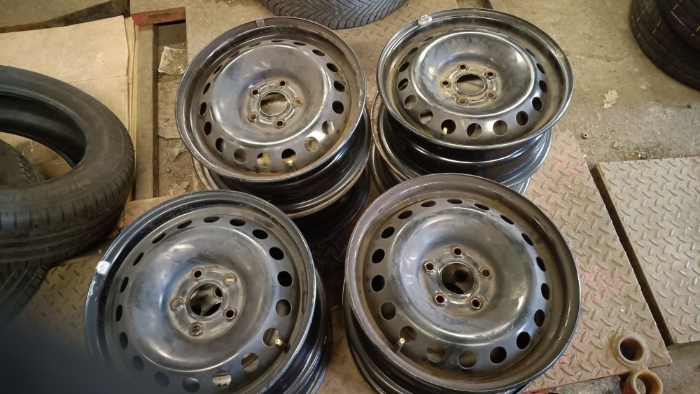5x108 15 cali felgi stalowe Renault Kangoo Mercedes citan