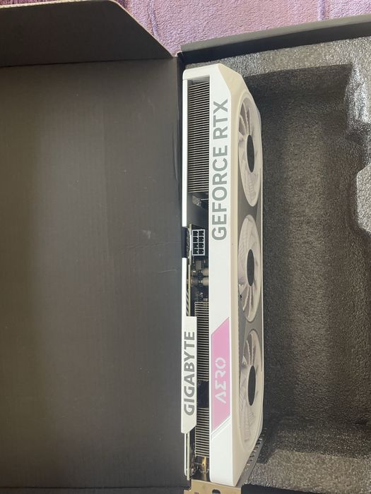 RTX 4060 White Semi Nova