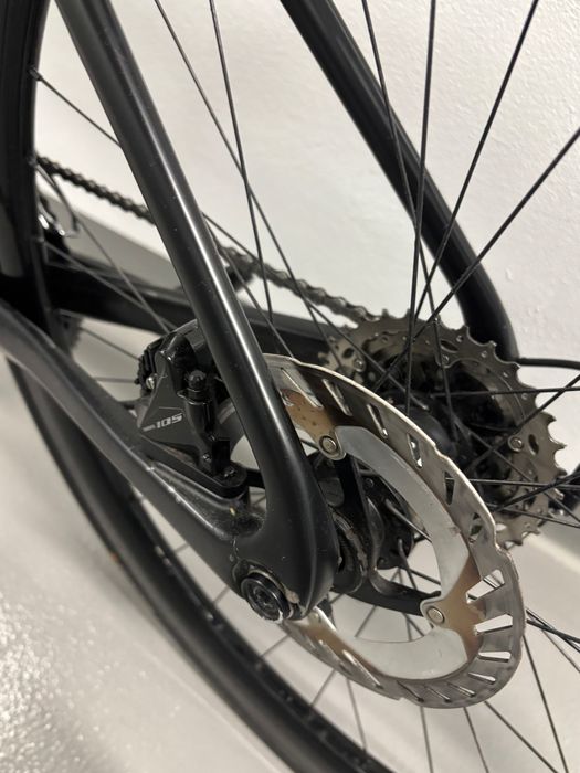 Rower szosowy AERO full karbon