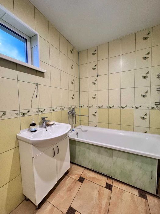 Продаж будинку зі зручностями у с. Мар'янівка