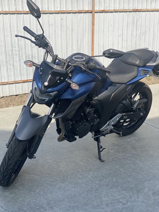 Мотоцикл Yamaha FZ 250