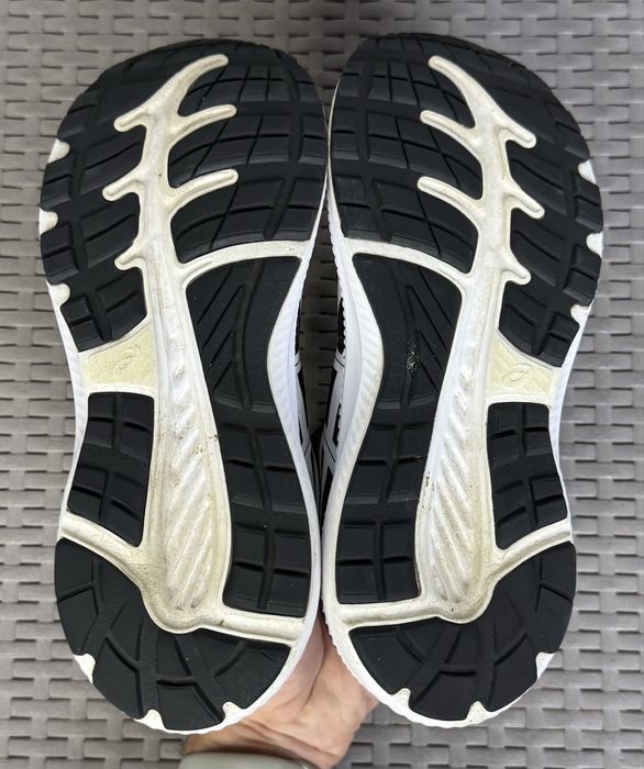 ASICS Contend 7 кроссовки 39 размер спортивные черные