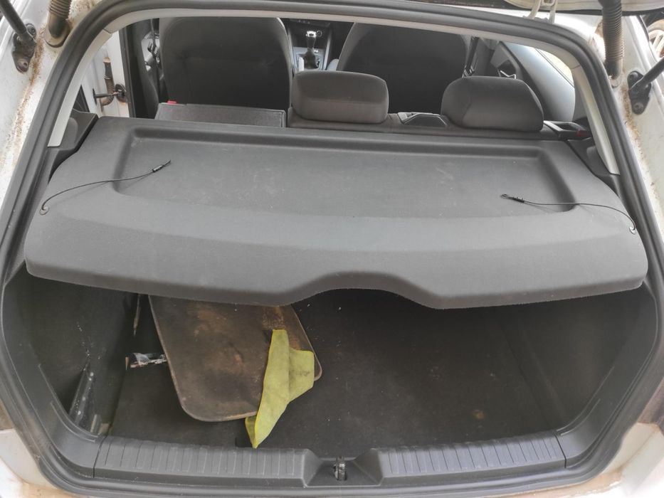 Chapeleira Da Mala Audi A1