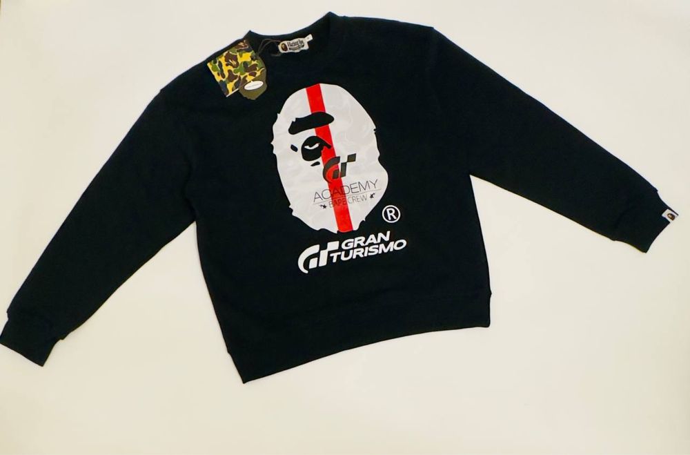 Кофта Bape вже в Україні