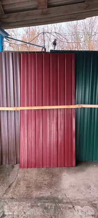 Профлисти лист профільний покрівельний фарбований та оцинкований