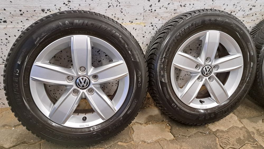 Alufelgi Vw  5x112  15 195/65 Zimowe ET43 6J  Audi A4 Passat B8 B5