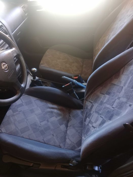 Opel astra 1.4 como novo