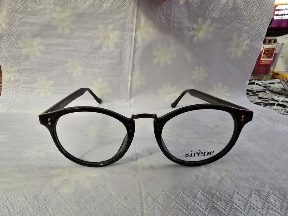 Oprawki okularowe firmy Sirene