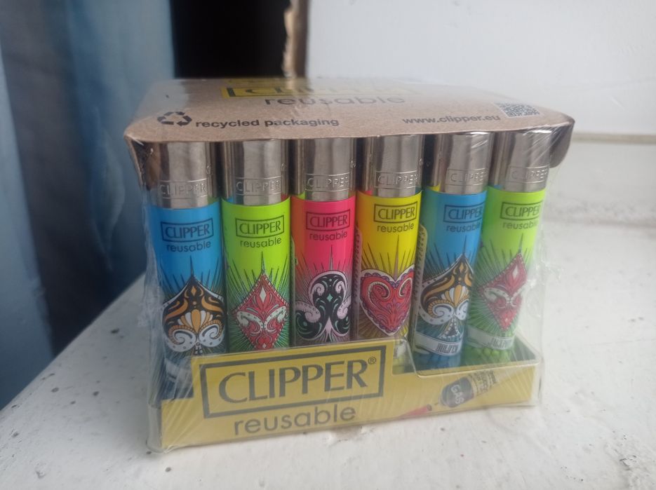 Зажигалки блок 24шт Clipper