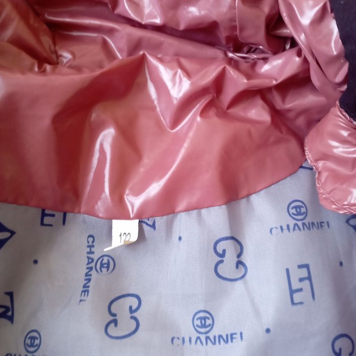 Куртка для дівчинки