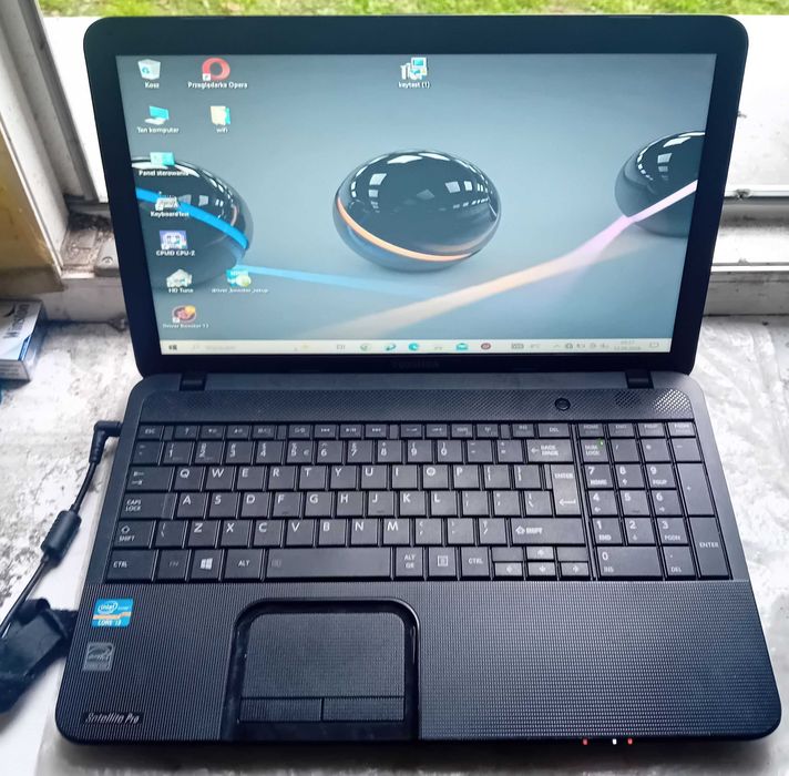 (4C2 laptop Toshiba Satellite Pro C850-1HL - Intel Core i3