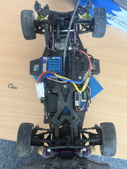 карбонова HPI RS4 Pro 2 у масштабі 1:10 (tamiya)