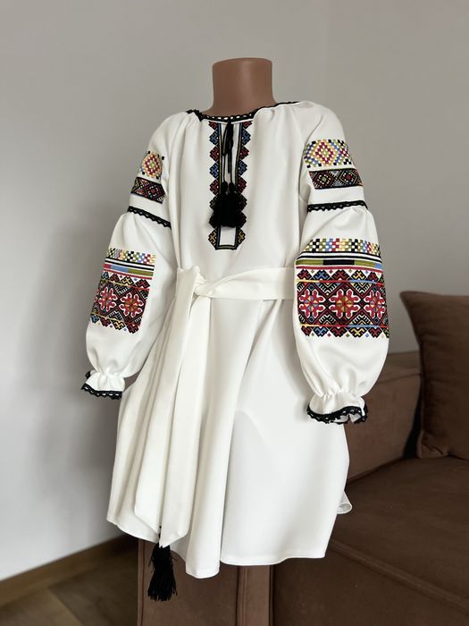 Плаття для дівчаток