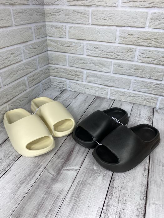 Дутые тапочки Eva на пенке YEEZY , YZY , для пляжа , шлепанцы