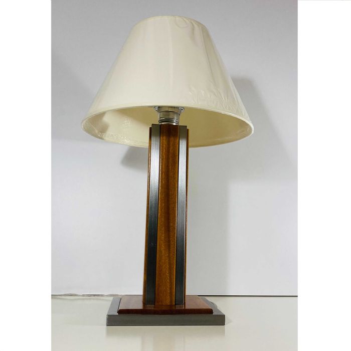 Lampa stołowa „Sukcesja”