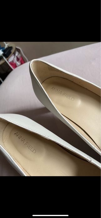 Buty na szpilce/kaczuszka