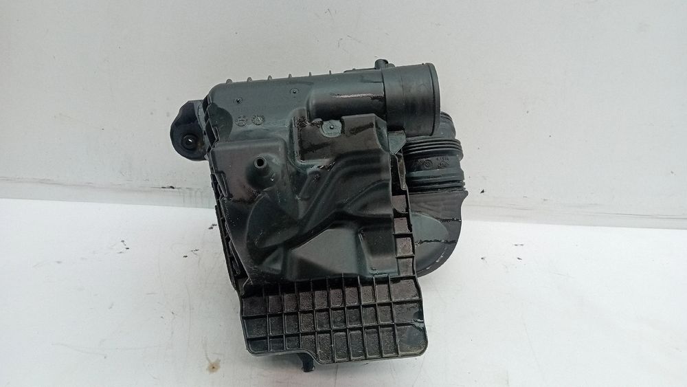 Caixa filtro ar RENAULT Megane IV (B9A/M_)