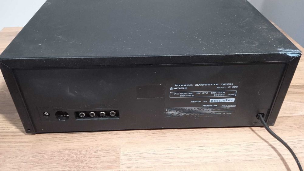 Magnetofon deck Hitachi D-220
