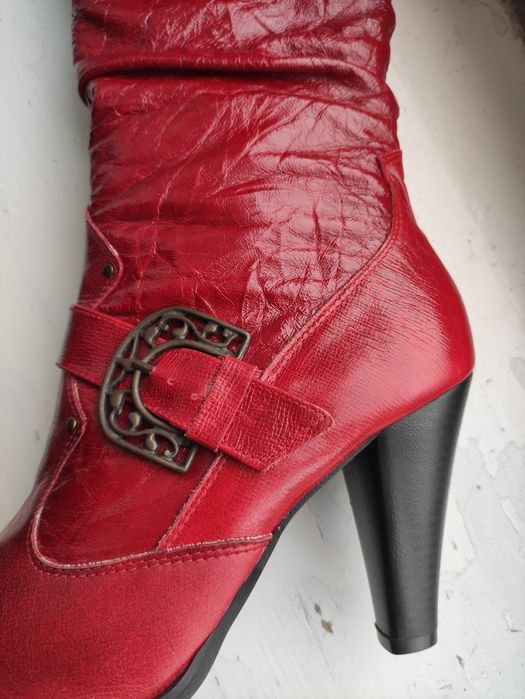 Чоботи жіночі шкіряні Лідер