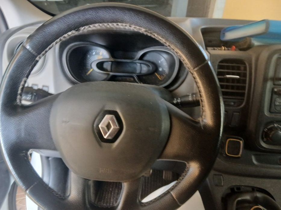 Renault trafic 120cv