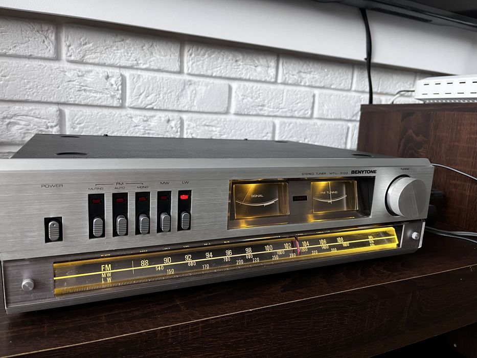 Tuner BENYTONE MTU - 3100.