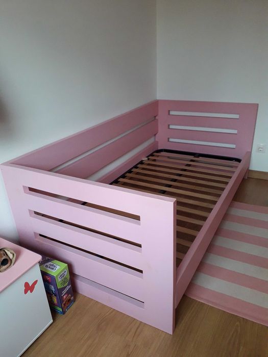 Cama menina madeira cor de rosa