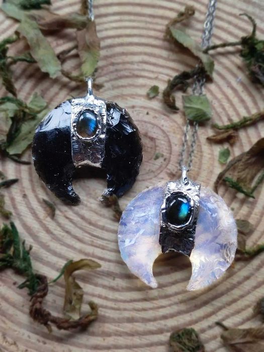 Coleção colar com luas com labradorite