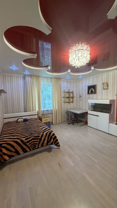 Сдам дом 135 М2 с камином.  М Барабашово, Французкий Бульвар