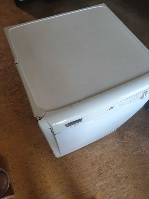 Zmywarka INDESIT IDE 100 EU
