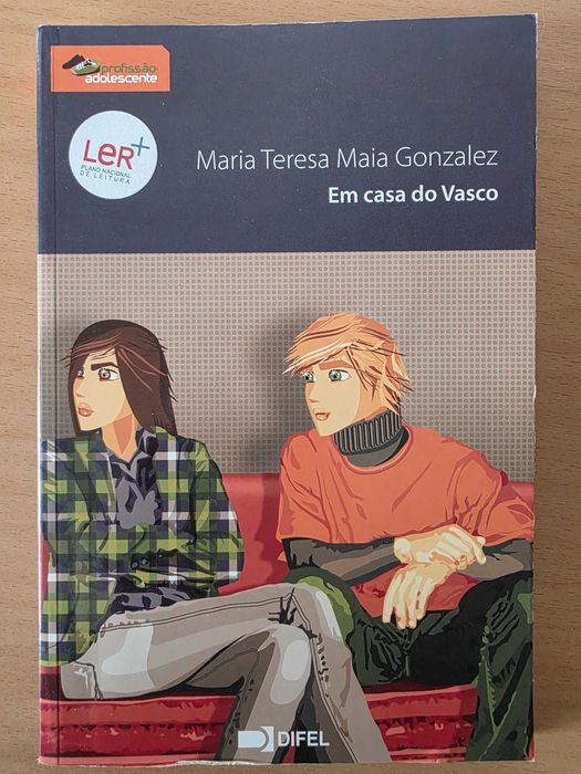 Livro infantojuvenil "Em Casa do Vasco" de Maria Teresa Maia Gonzalez