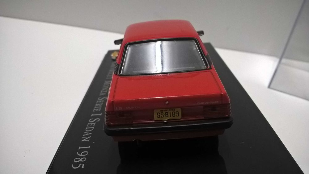 Chevrolet Monza / Opel Ascona (1985) - Salvat/IXO escala 1/43