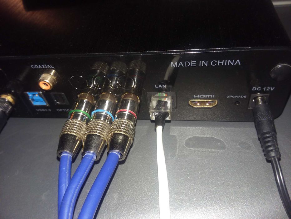 Продам high-end медиаплеер Himedia 10Q Pro в дуже хорошому стані.
