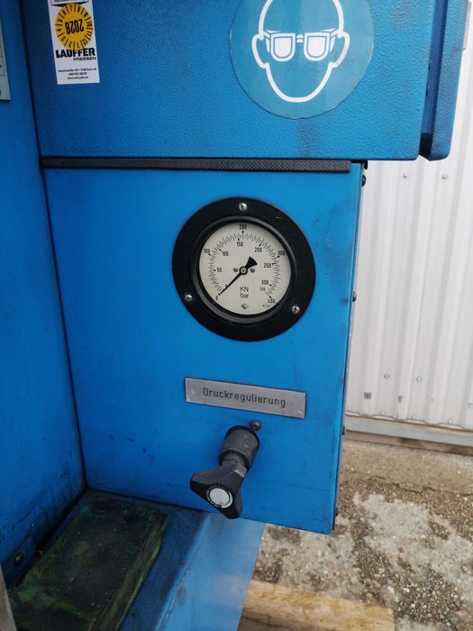 Prasa hydrauliczna 25t wysięgowa