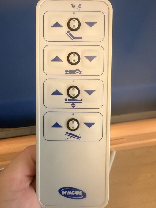 Cama articulada - Apenas 1 mês de uso - colchão anti-escaras.