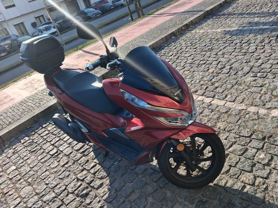 Honda PCX Junho 2020 11850 KM