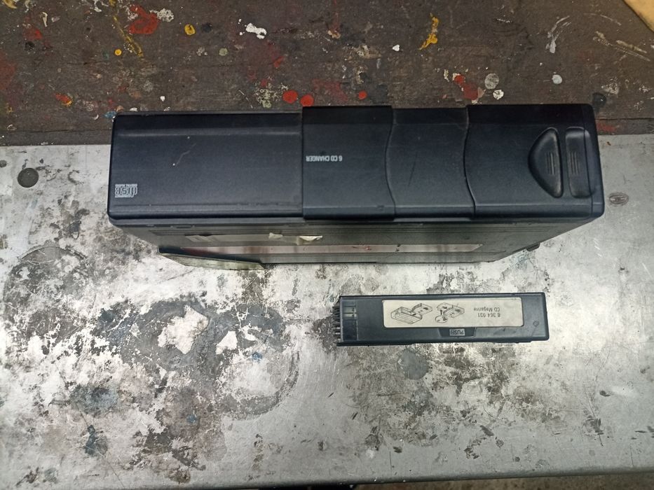 Zmieniarka płyt BMW e39