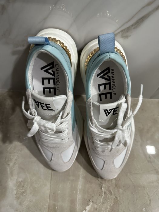 Tenis Emannueel vee tam 37 Novos