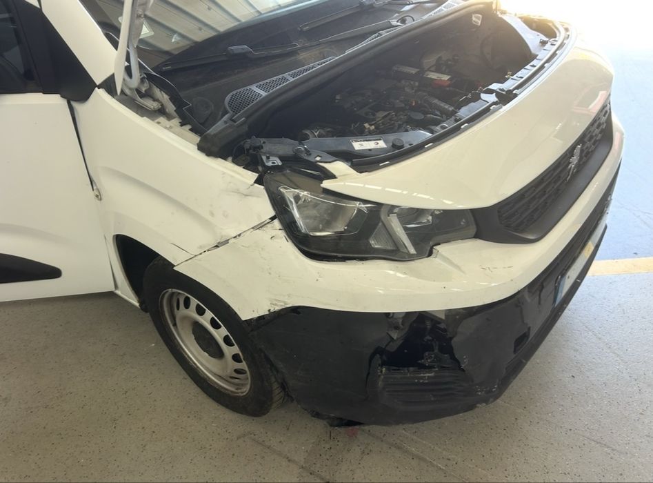 Peugeot Partner Standard  Premium Longa  1.5 BlueHDI  Longa. de 2019