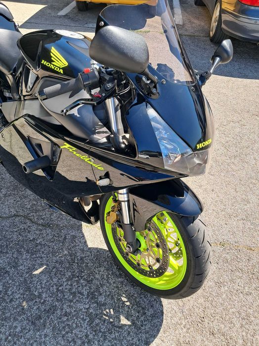 Honda CBR 954 impecável