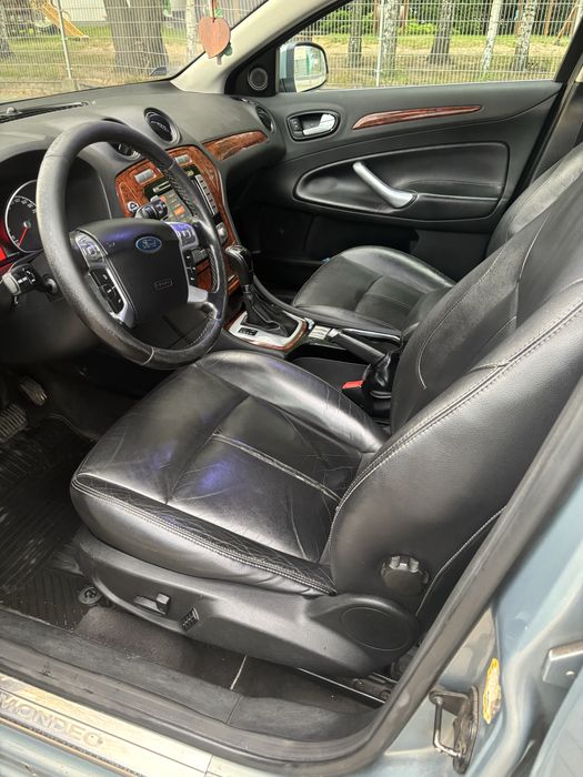 Ford mondeo mk 4 ghia