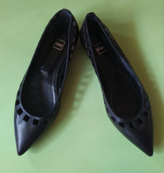 Балетки, туфли черные, зауженные 39-40