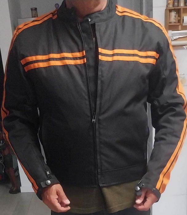 Blusao moto marca casa das peles tamanho (L) vermelho e (XL) laranja com proteção ombros e cotovelos