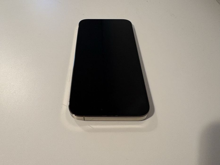 iPhone 14 Pro Max Gold