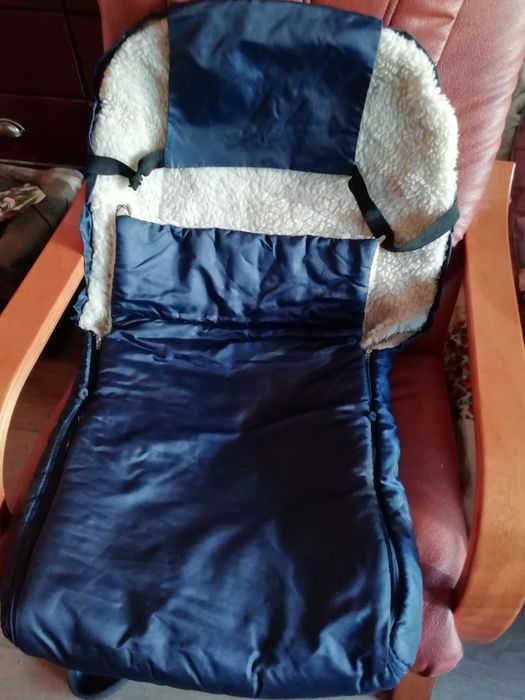 Pokrowiec do wózka dziecięcego